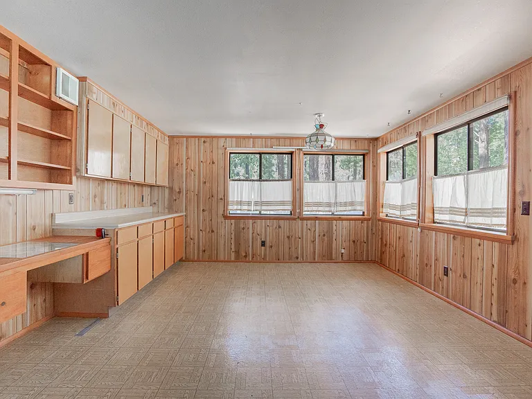 5383 Glenwood Ln — Photo 14