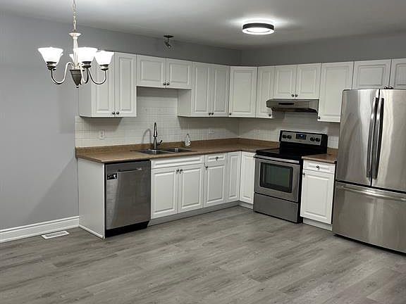 4th image of 4207 Whiskey Ave