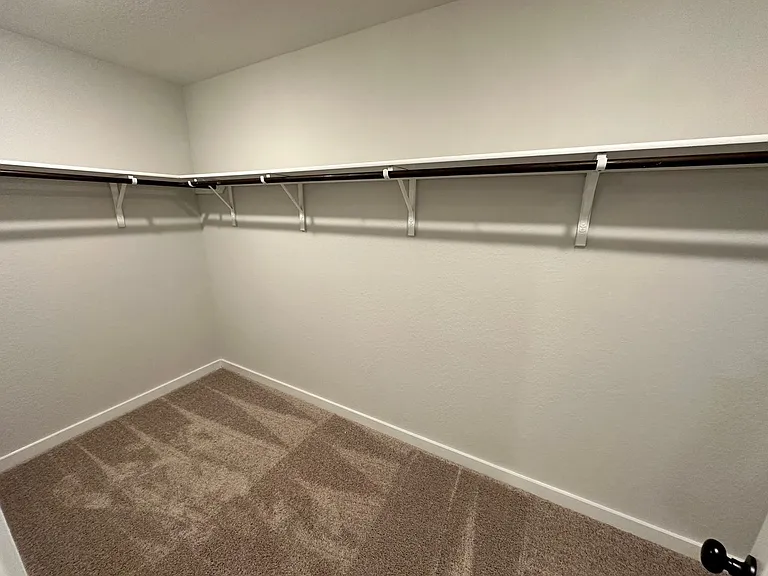 14607 Emerio Dr — Photo 10