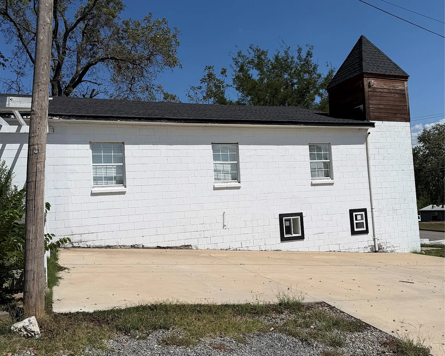 1 bed, 1.0 bath, 1000 sqft, $1,600 — Photo 2