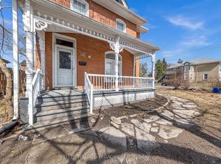 52 1/2 Victoria Ave N, Peterborough, ON K9H 4W1
