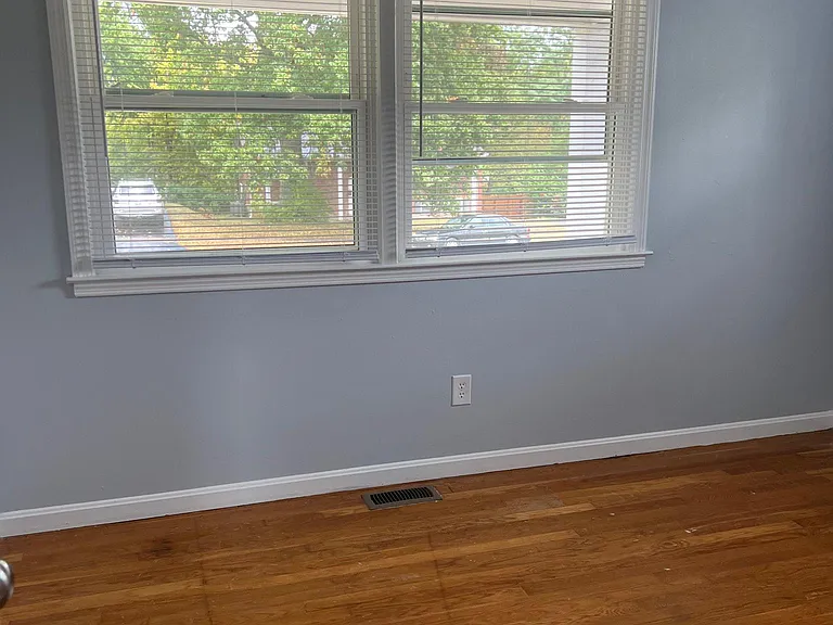 3437 Malabu Cir #B — Photo 24