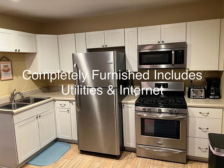 101 Maple St #2 — Photo 1