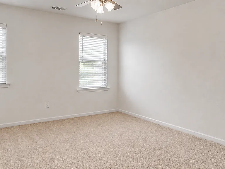 11 Tugaloo Dr — Photo 36