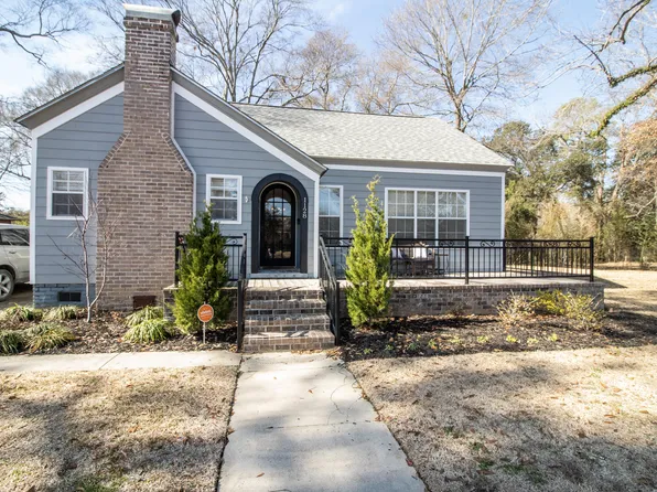 1128 N 8th Ave, Laurel, MS 39440