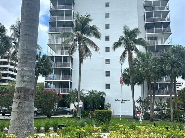 150 Ocean Lane Dr APT 2A, Key Biscayne, FL 33149