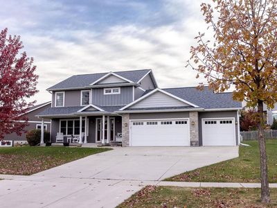 808 Maple Drive, Mount Horeb, WI, 53572