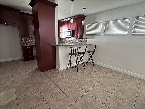 5th image of 503 BROXBURN AVENUE