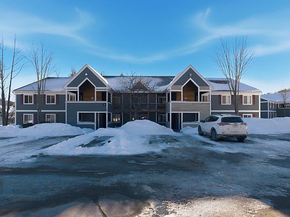 2nd image of 5 White Oak Lane #5