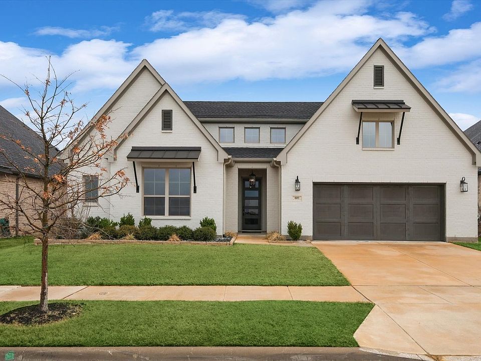 1st image of 809 Overland Ct