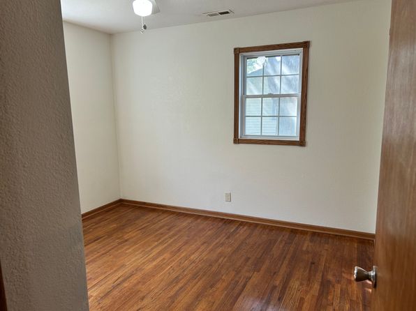 430 Elm Ave