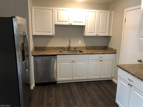 3rd image of 2613 Saint Charles St