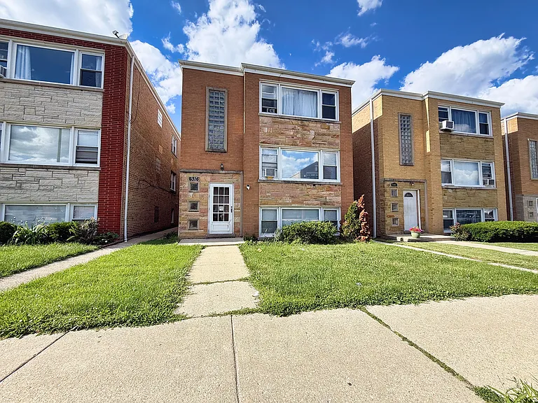 6316 W Belmont Ave — Photo 18