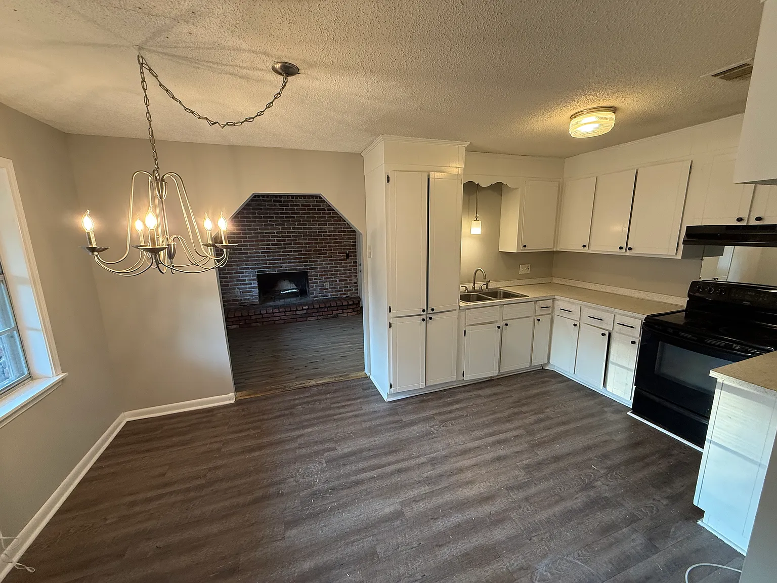 4 bed, 1470 sqft, $1,400 — Photo 3
