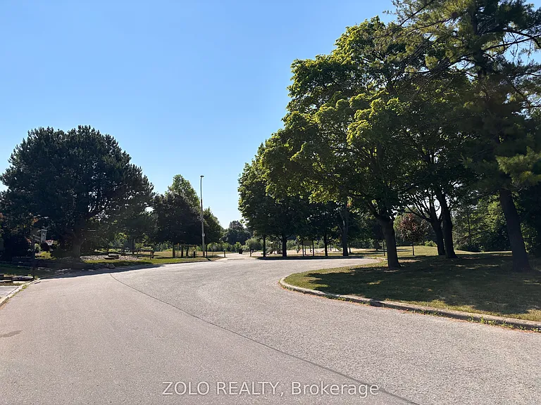 74 Ladyslipper Ct — Photo 10