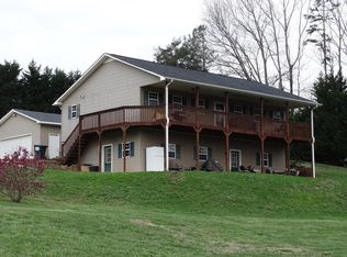 77 Gennings Dr, Eastanollee, GA 30538