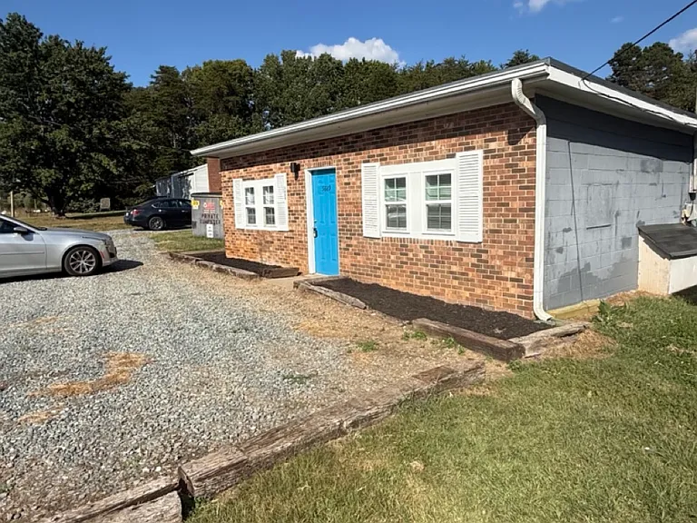 5889 N Carolina Hwy #66 — Photo 1