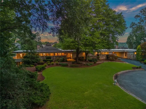 4550 Firestone Dr SE, Marietta, GA 30067