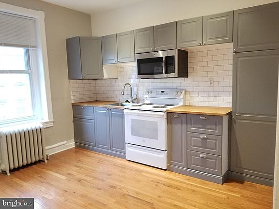 3rd image of 1601 Jackson St Floor 3