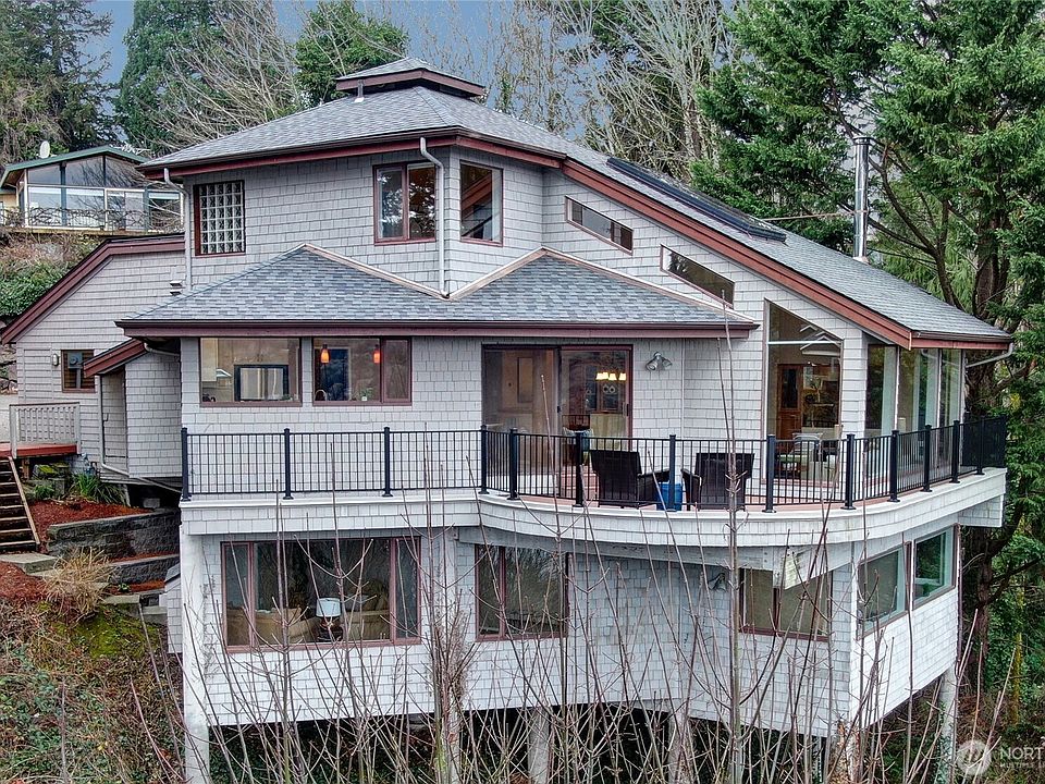 1st image of 13542 40th Avenue NE