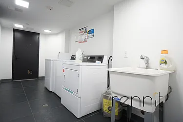 Rented by Rennit Inc.