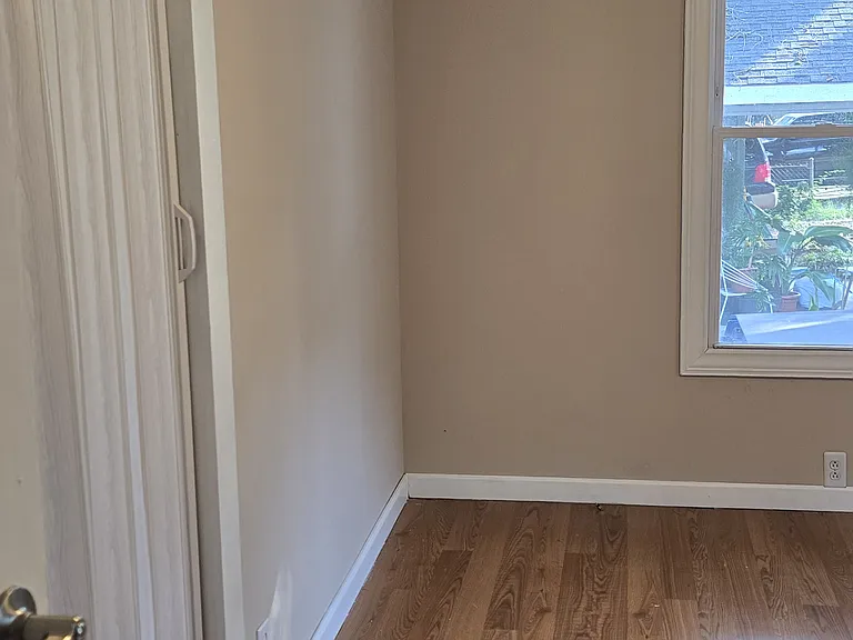 829 Richard Ave — Photo 21