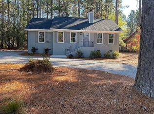375 Sandhills Cir, Pinehurst, NC 28374