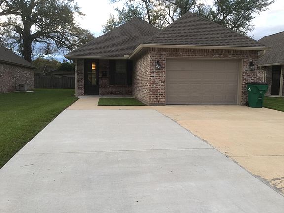 2nd image of 58140 Desobry St