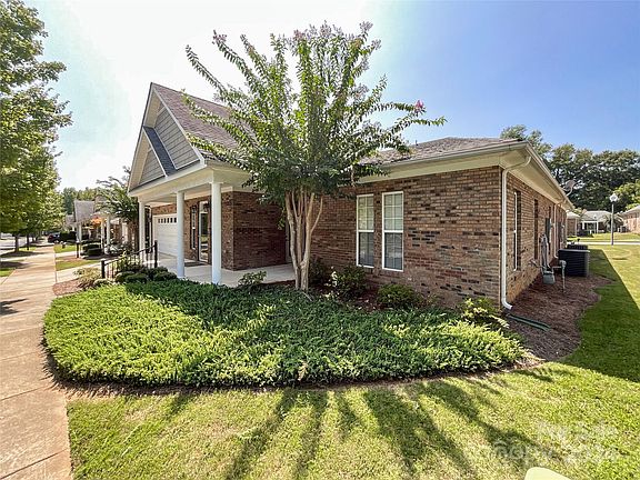 2nd image of 7019 Cinnamon Cir