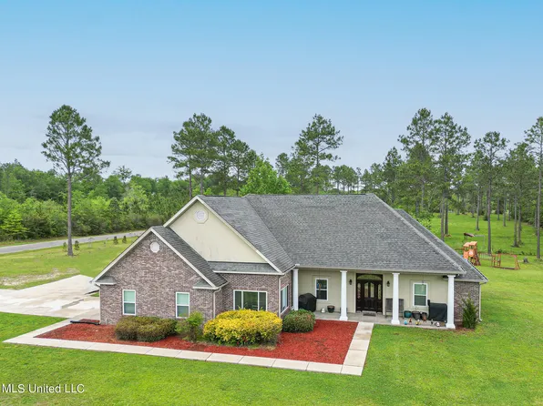 18464 Ty Valley Dr, Saucier, MS 39574