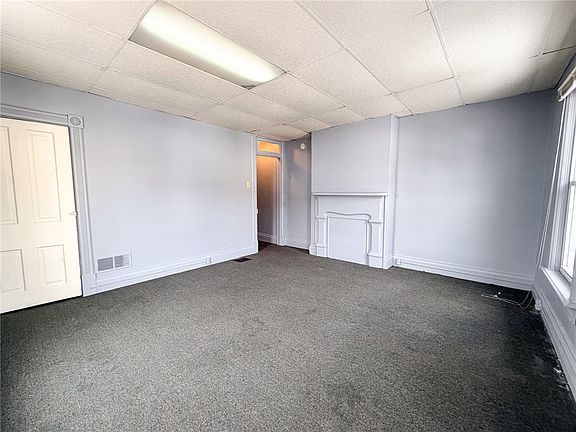 4th image of 217 13th St Floor 2