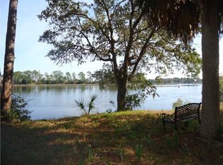 325 River Rd, Carrabelle, FL 32322