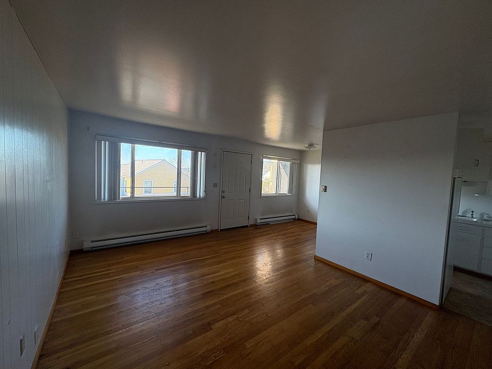 1st image of 27220 83rd Dr NW #5