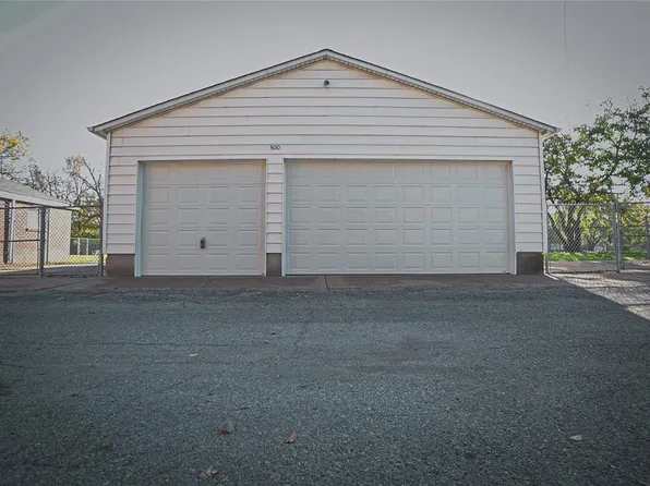 3010 Itaska St, Saint Louis, MO 63111