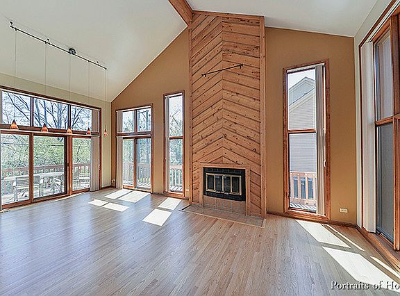 3rd image of 205 White Oak Dr