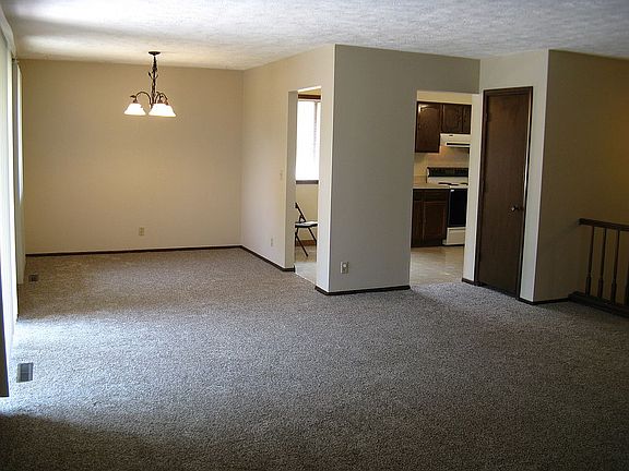 Lvg. Rm, Dining Rm., Kitch