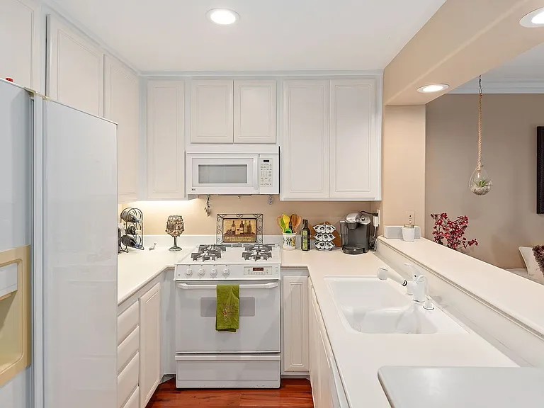 222 Por La Mar Cir — Photo 11