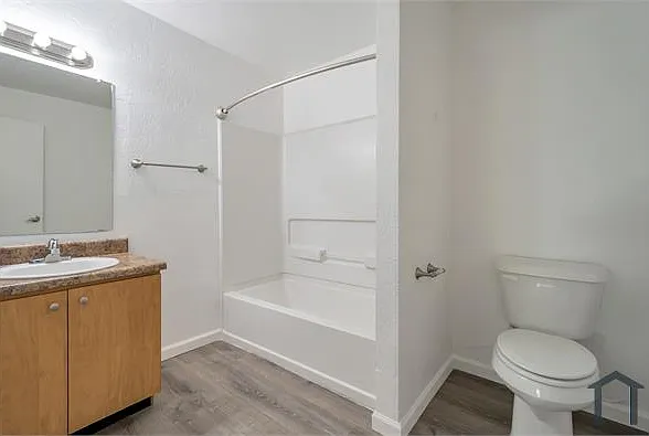 2 bed, 750 sqft, $1,095 — Photo 4
