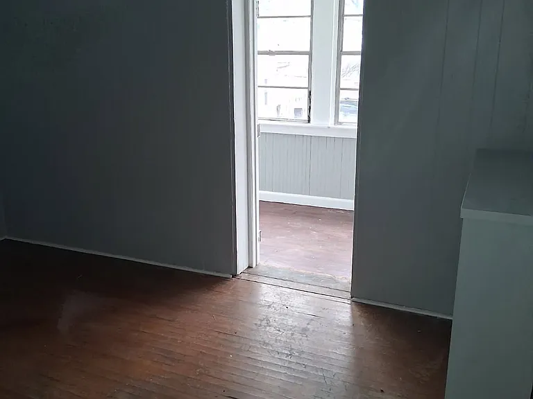 722 6th Ave #F2 — Photo 5