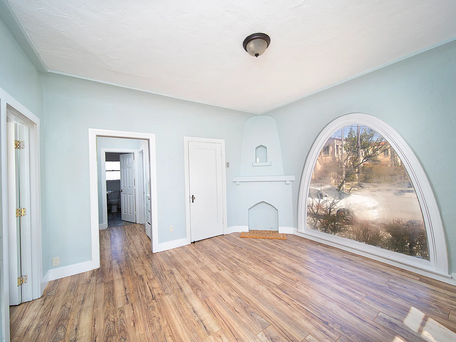 2 bed, 875 sqft, $2,395 — Photo 3