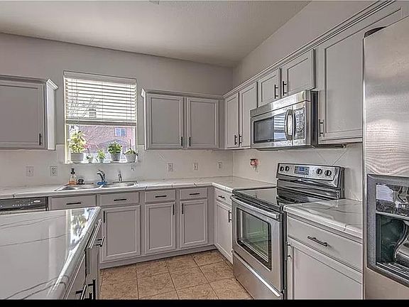 3rd image of 708 Constellation Dr