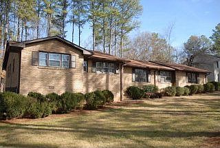 2nd image of 205 Rollingwood Dr