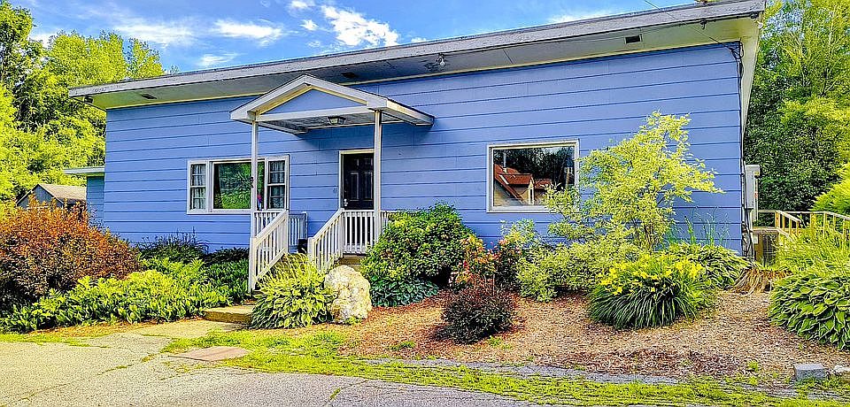 1st image of 41 Jacques St