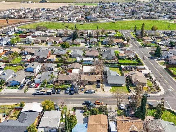 5232 9th St, Keyes, CA 95328