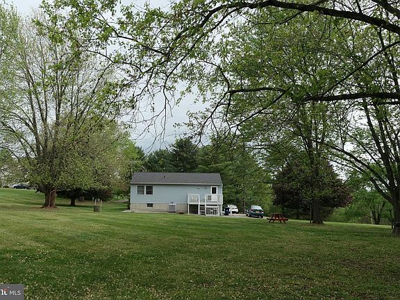 2nd image of 2104 Leroy Dr
