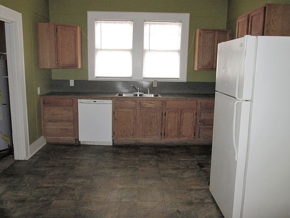 5th image of 500 S Trenton St