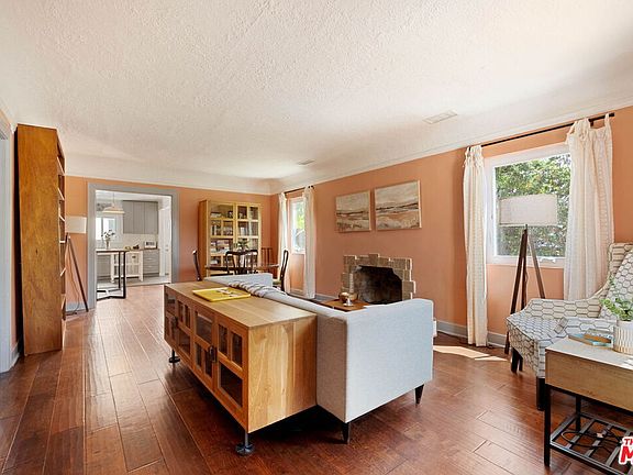 5th image of 59 La Venezia Ct