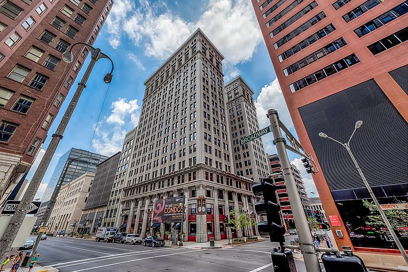 1st image of 314 N Broadway APT 1802