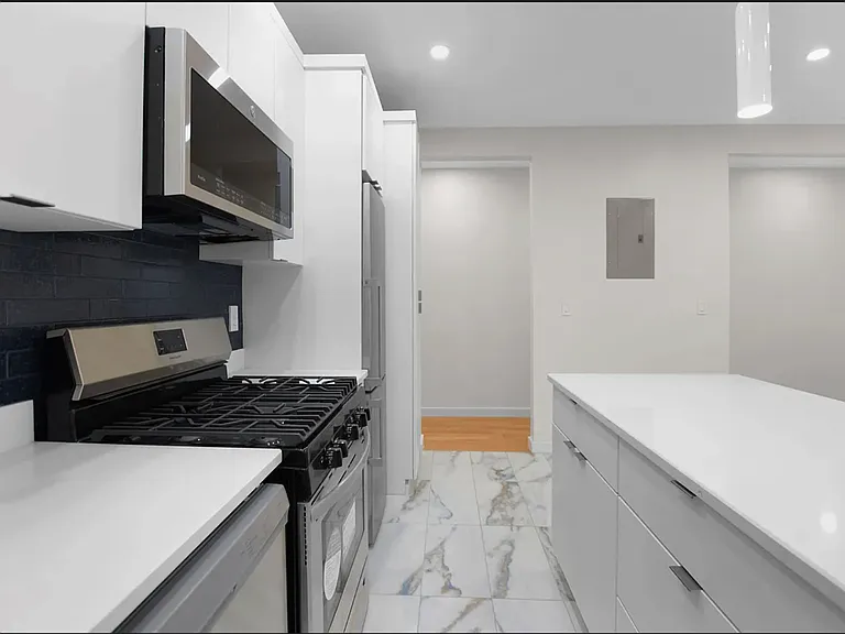 520 W 136th St #3C — Photo 2