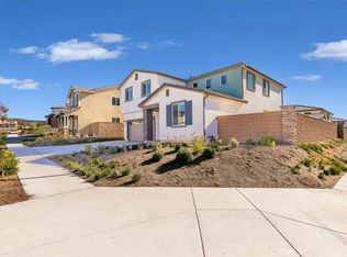 33015 Chiffon Ln, Winchester, CA 92596